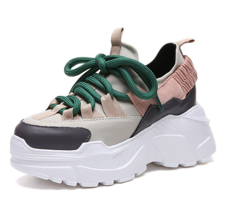 Casual canvas shoes